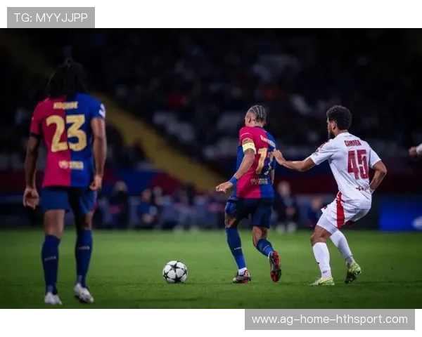 巴萨围攻制造机会不断，佩德里弧线球偏出