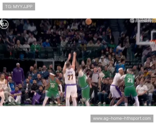 东契奇艺术般的传球助攻三分命中，独行侠走向胜利